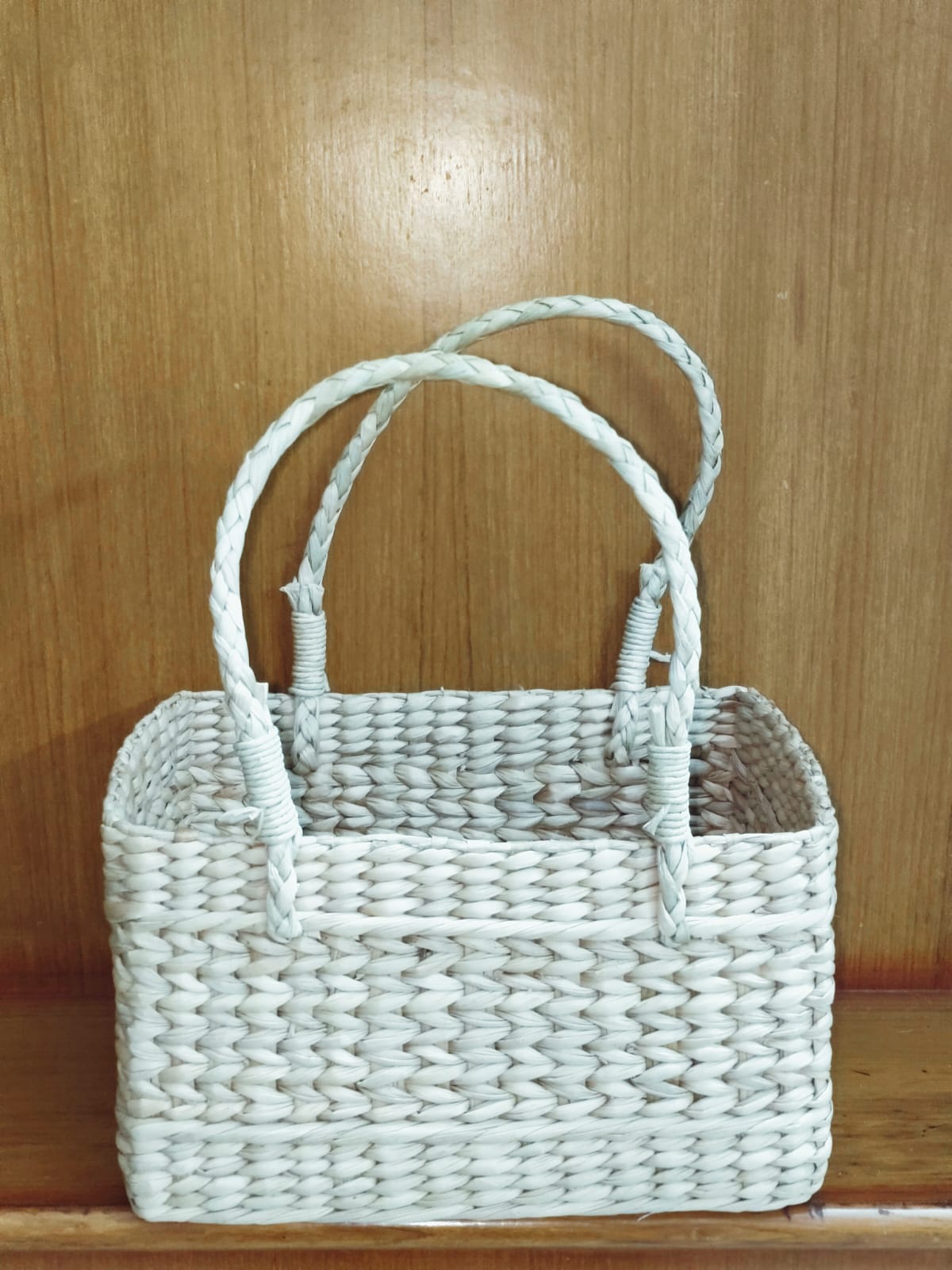 HITHA SEAGRASS HANDWOVEN -UTILITY BASKET WITH HANDLES