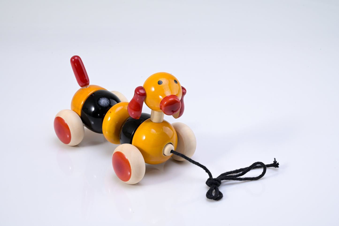 HITHA HANDCRAFTED WOODEN PULL-ALONG TOYS-EVERY STEP HAS A FRIEND