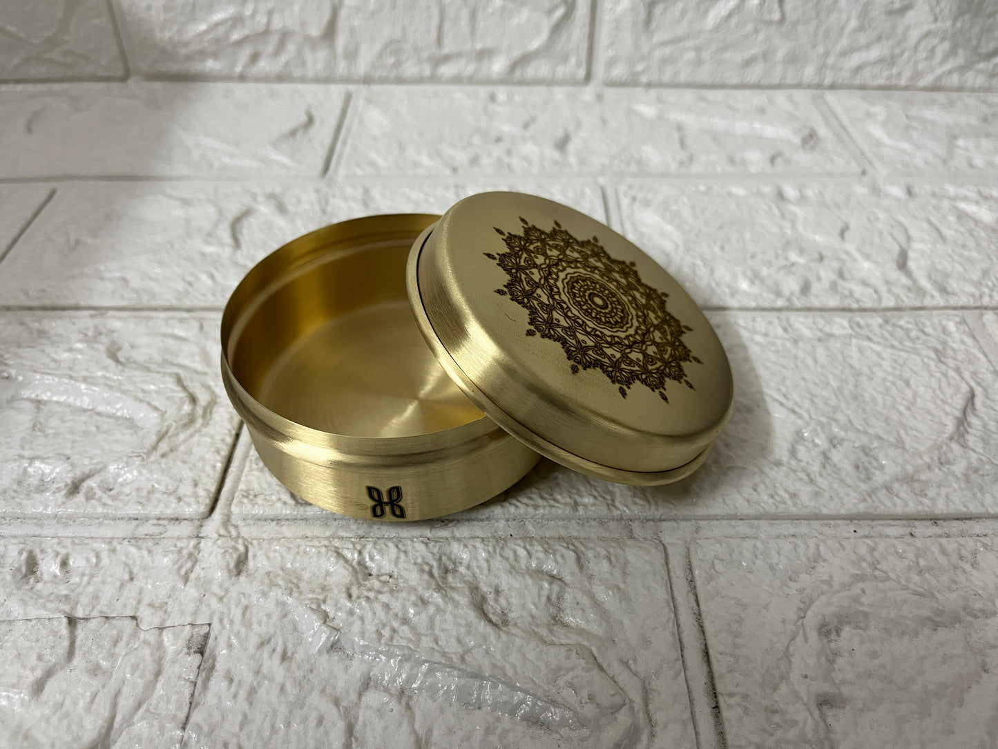 KAYRA BRASS SMALL ROUND STORAGE BOXES