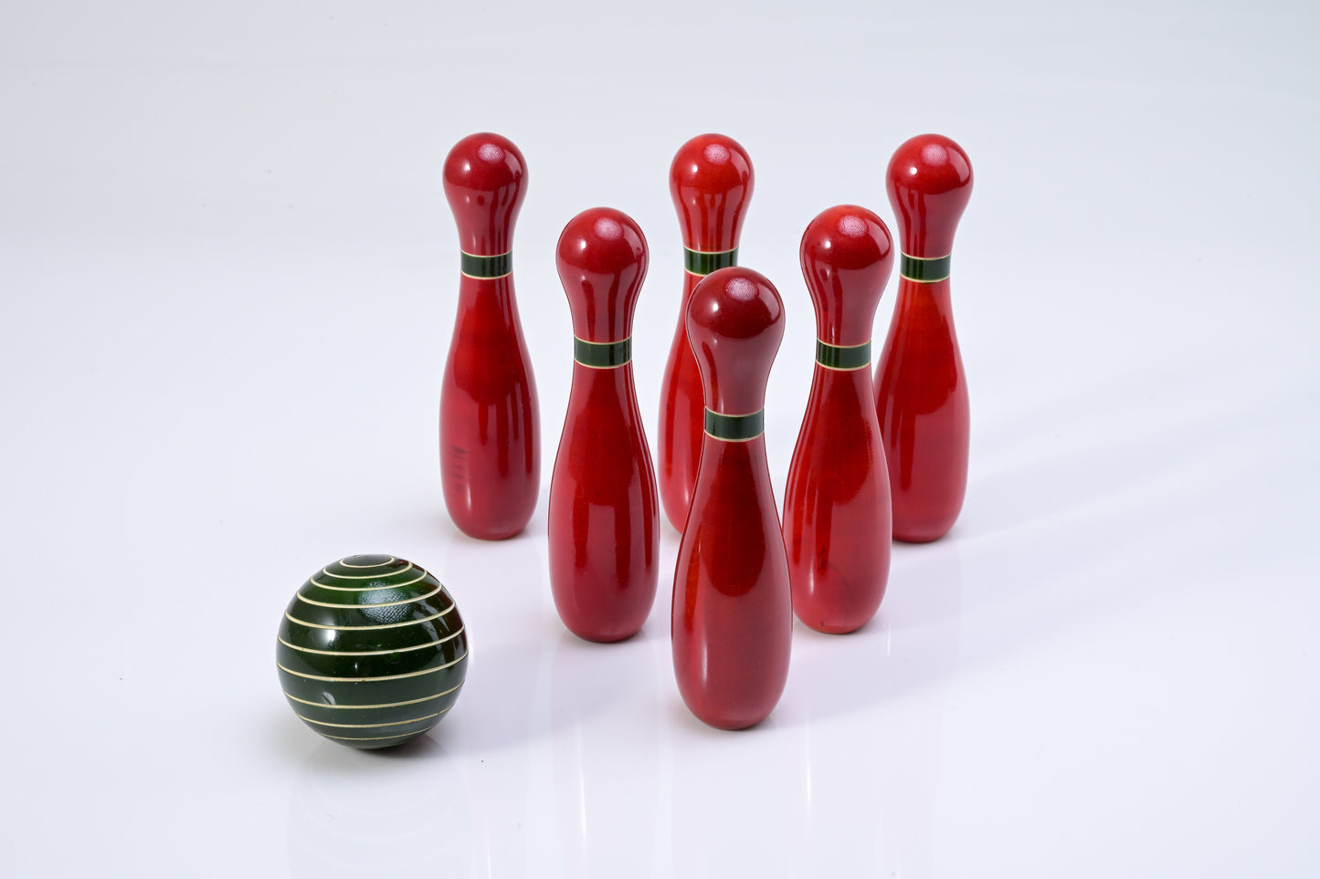 HITHA WOODEN HANDCRAFTED 6-PIN BOWLING SET FOR KIDS -STRIKE THE PERFECT BALANCE OF FUN & LEARNING