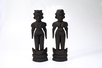 HITHA HANDCRAFTED WOODEN MARRAPACHI BOMMAI- THE ETERNAL COUPLE